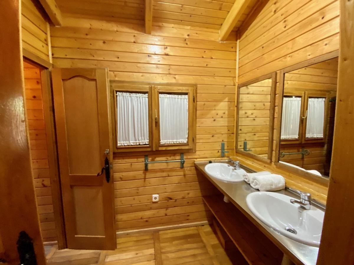 Camping Rural Llanos De Arance Coto Ríos Esterno foto