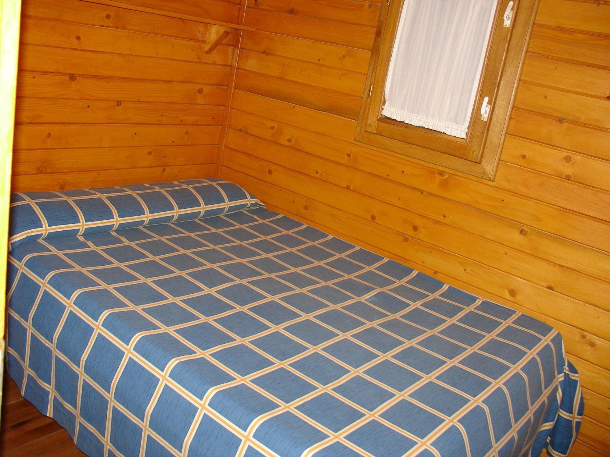 Camping Rural Llanos De Arance Coto Ríos Esterno foto