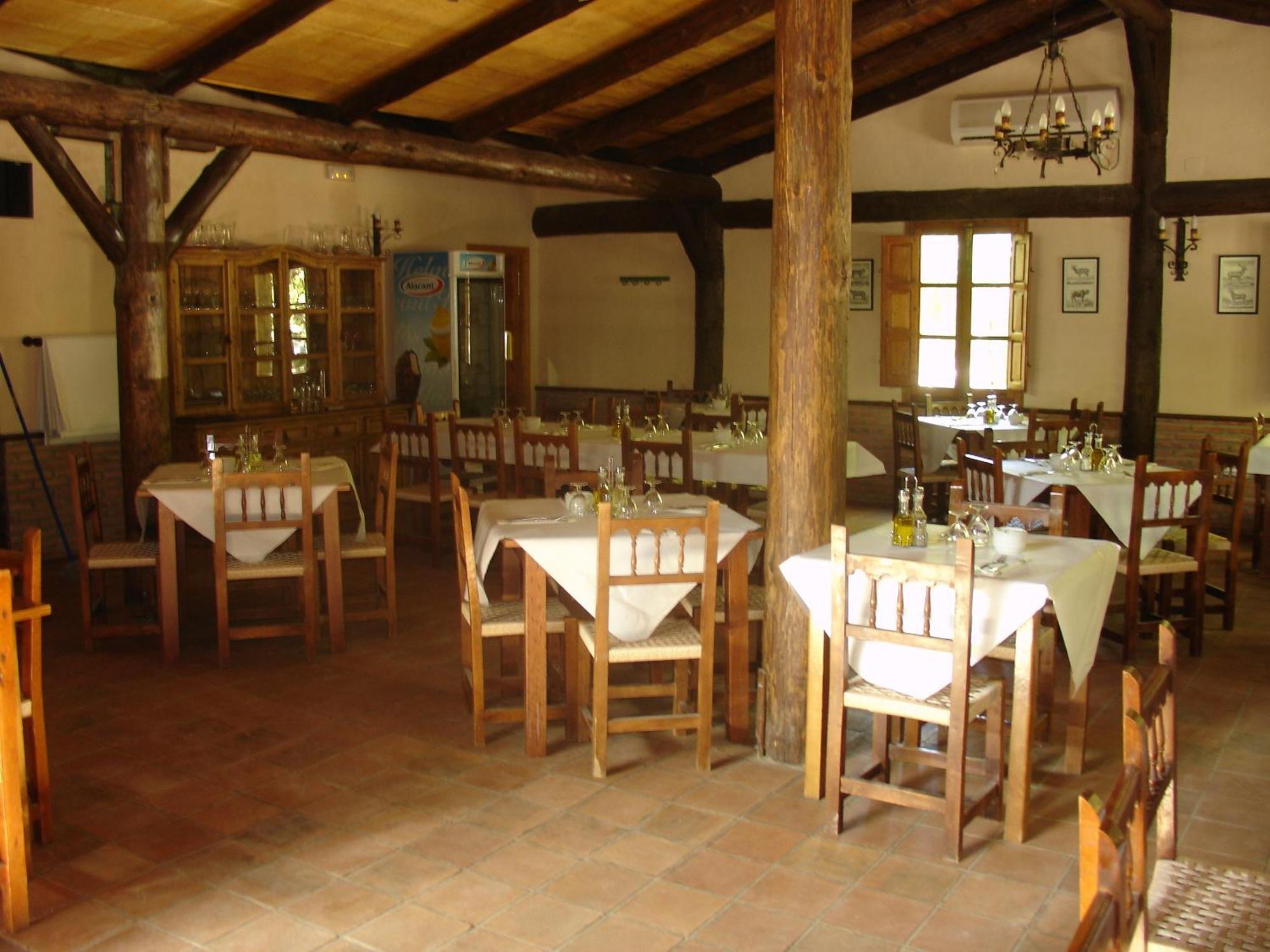 Camping Rural Llanos De Arance Coto Ríos Esterno foto